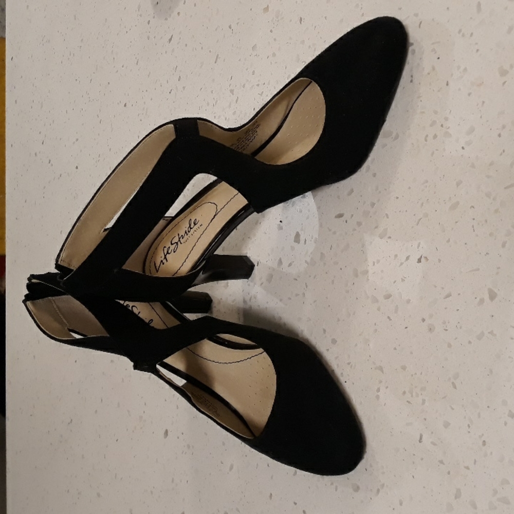 Lifestride pumps